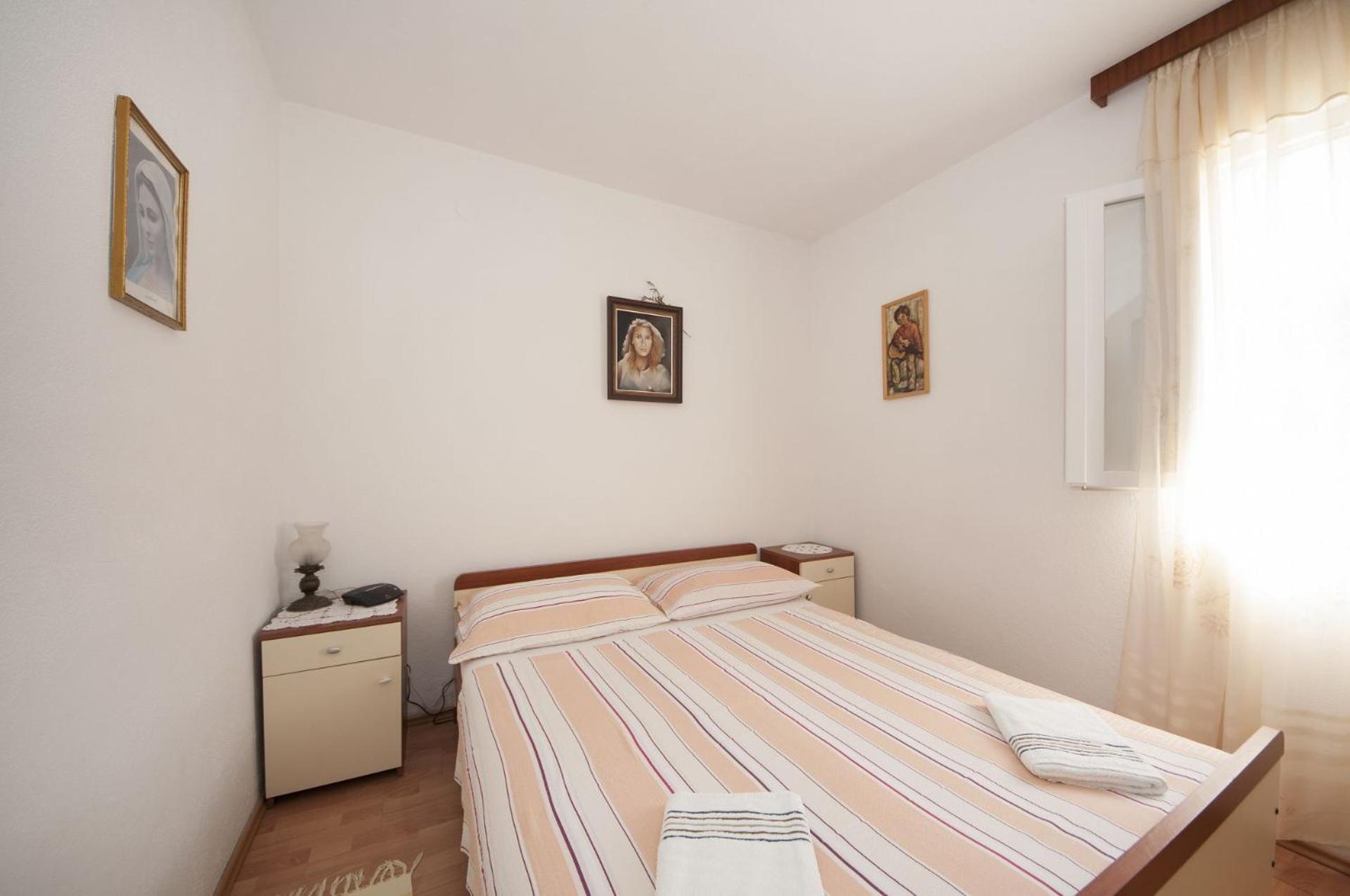 Apartments Mira Сплитска Екстериор снимка